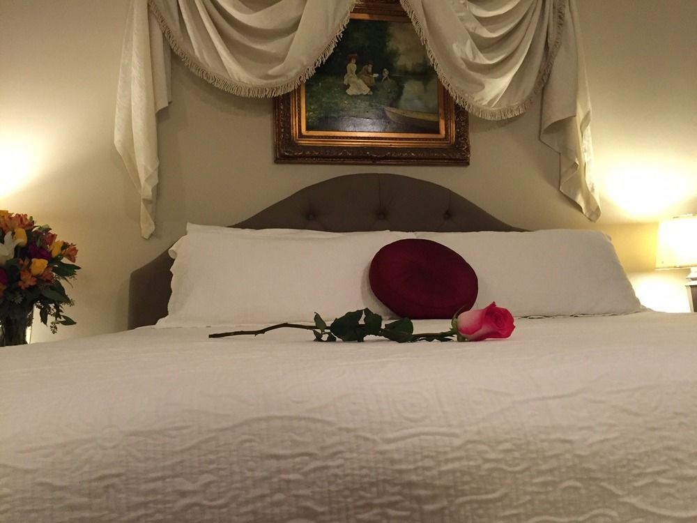 Square Inn Wimberley Esterno foto