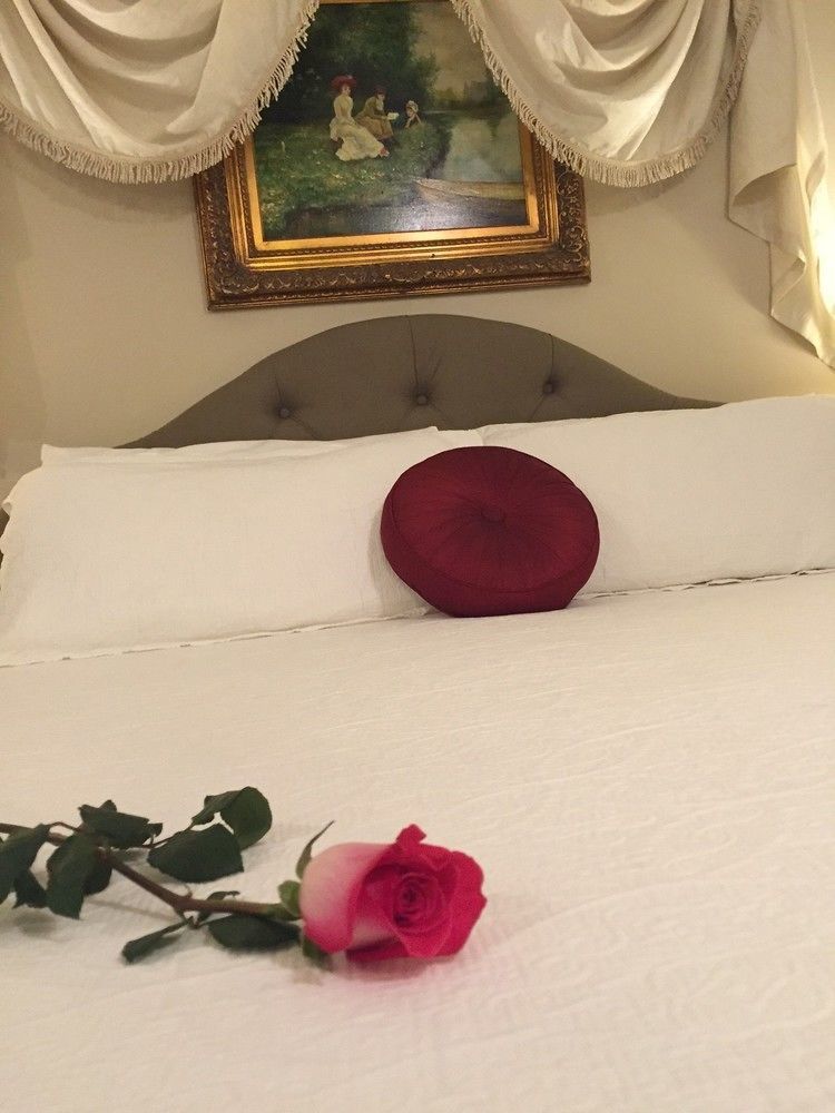 Square Inn Wimberley Esterno foto