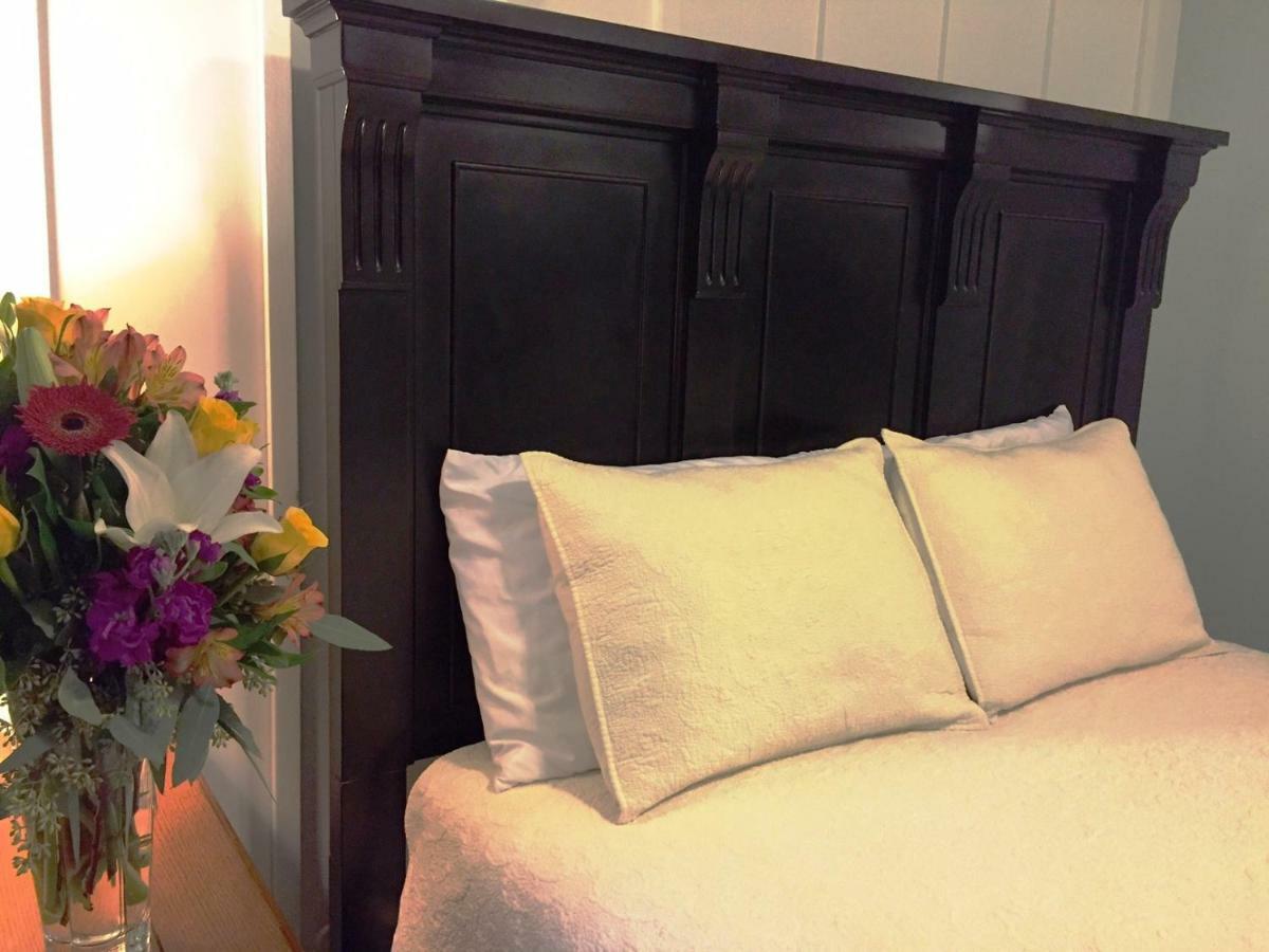 Square Inn Wimberley Esterno foto